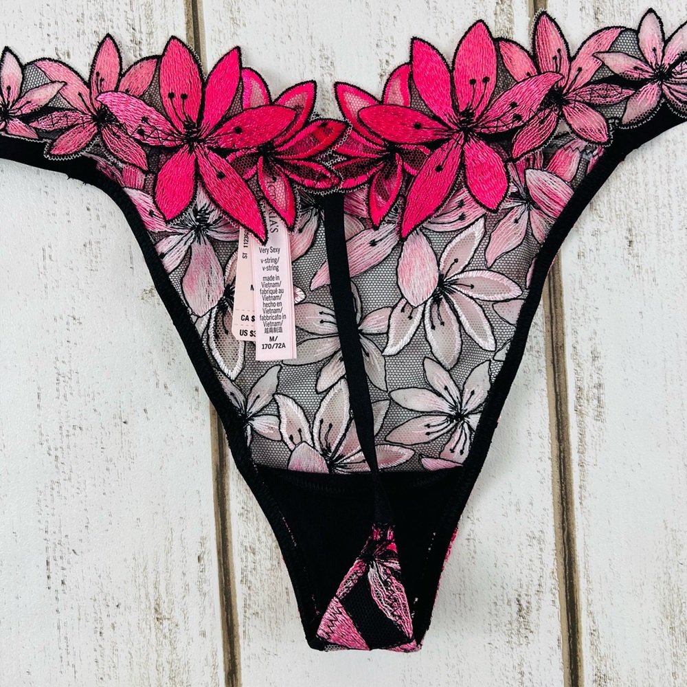 Victoria’s Secret Very Sexy Embroidered V-String Thong Pantie M L - Picture 8 of 9